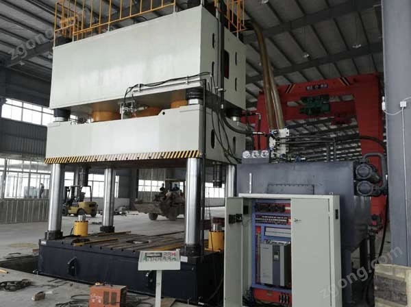 玻璃鋼冷卻塔成型液壓機(jī)