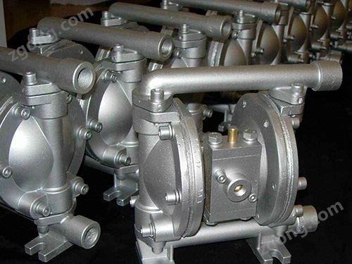 QBY�����������Ĥ��